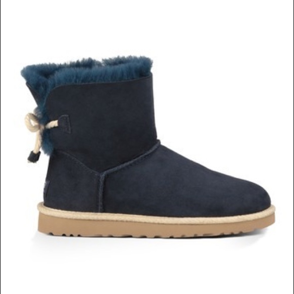 Uggs size 11 - Picture 3 of 8
